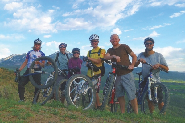 great trails and group rides on Jumbo Mountain