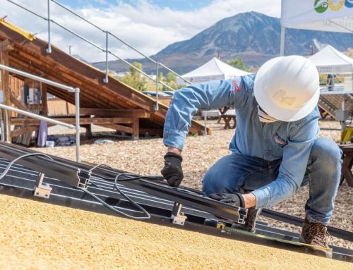 Jorge Fernández, egresado de SEI, nos cuenta sobre la industria solar en México