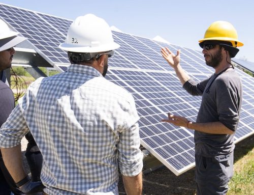 SolarReviews y Solar Energy International anuncian la renovación de su acuerdo para 2023